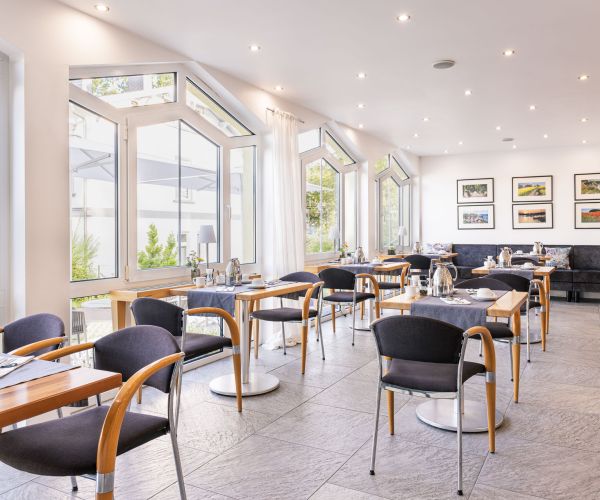 Frühstücksraum im Inselhotel Rügen